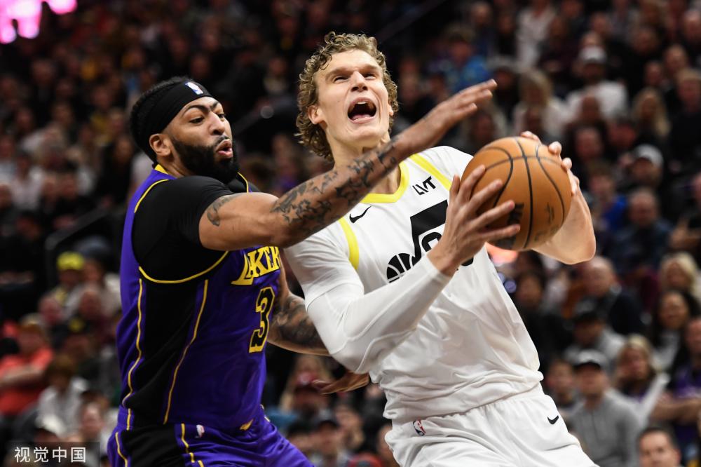 例如拉橫幅 例如拉橫幅